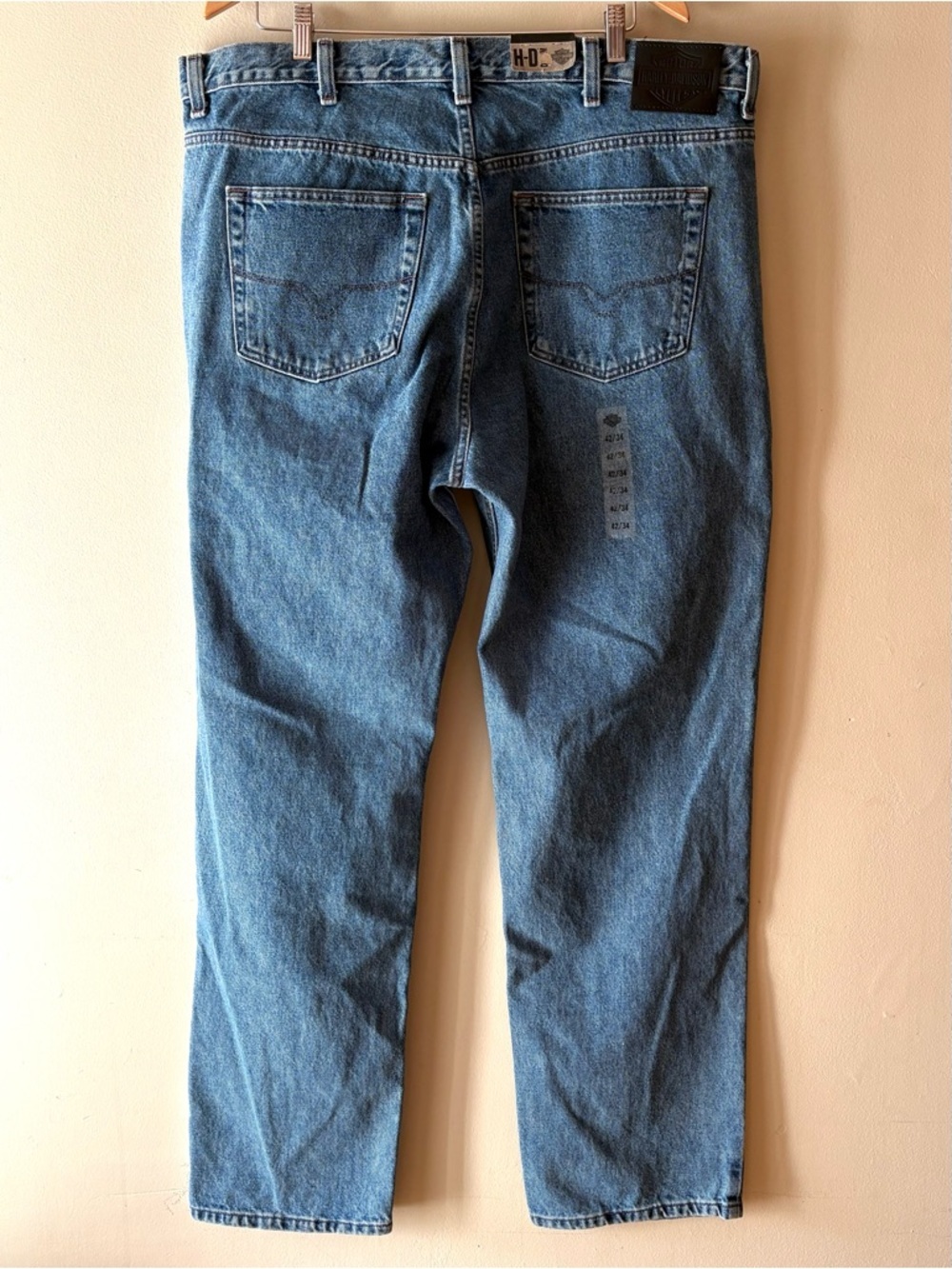 Harley-Davidson heavyweight traditional Fit Blue Jeans. NWT, Sz 42